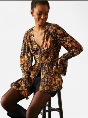 ANTHROPOLOGIE Deep V-Neck Floral Button Front Floral Tunic Blouse Sz Small